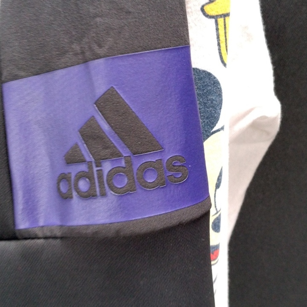 Adidas - Picture 2 of 3